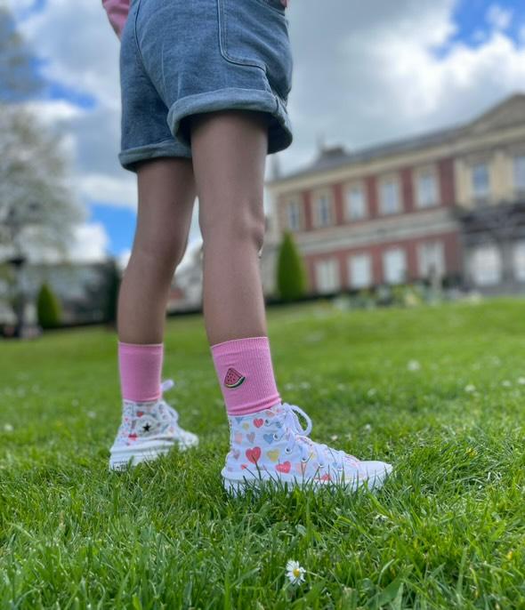 Chaussettes Pastèque en coton doux – Parfaites pour un style estival et confortable.