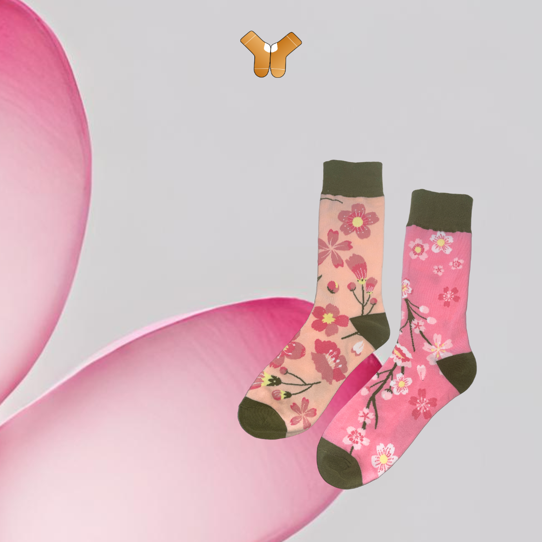 Chaussettes fleurs roses – Design délicat et floral pour un look raffiné.