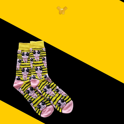 Chaussettes cochon roses avec design mignon et original.